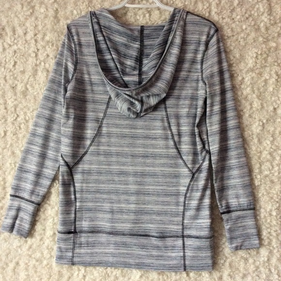 Black and white striped stretchy Champion hoodie - Picture 2 of 6
